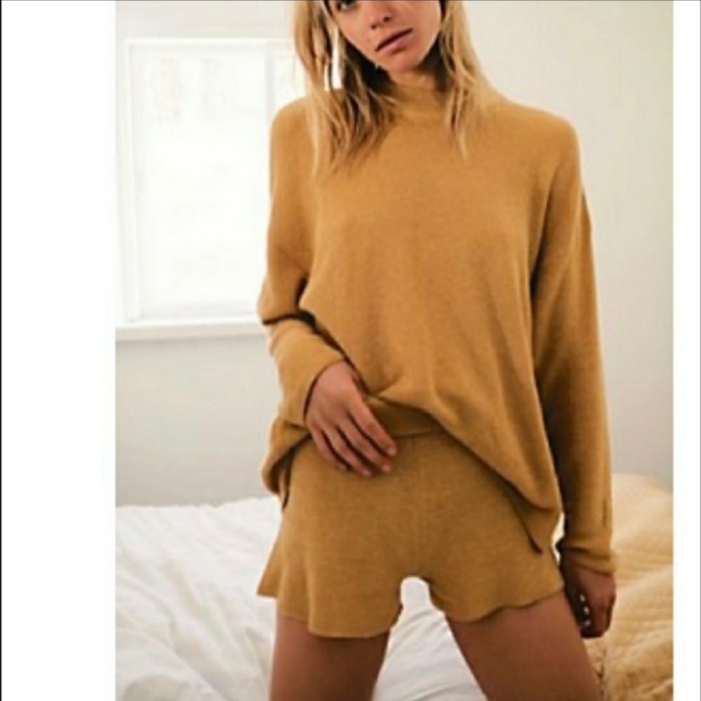 Free People Malibu solid surf set